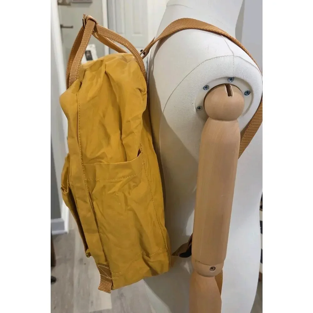 Fjallraven Kanken Classic Yellow Ochre 13